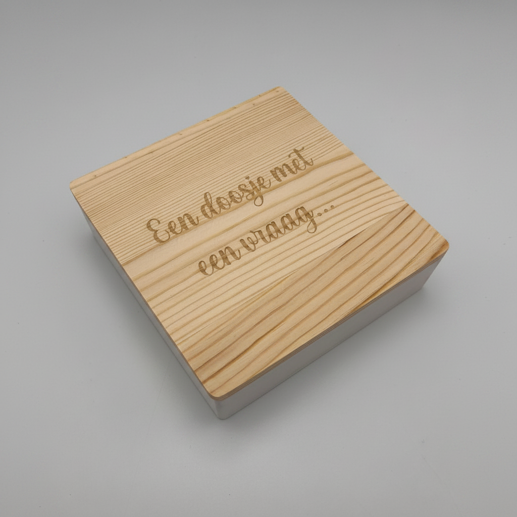 Groot houten doosje schuin